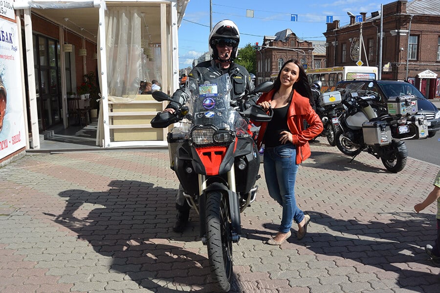 Meeting local motorcyclist in Cherepovets