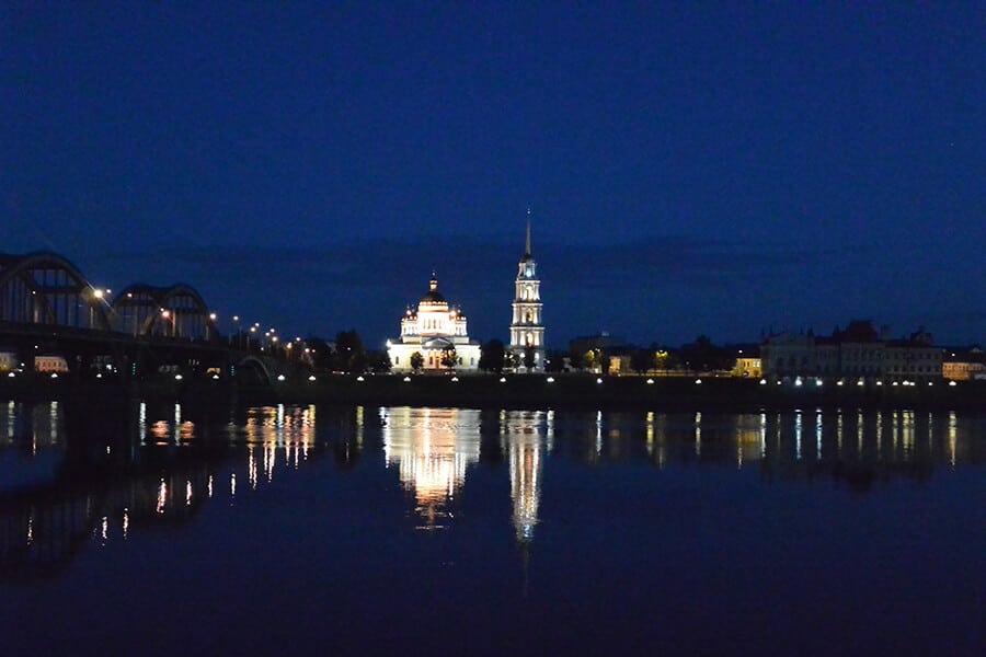 Rybinsk at night